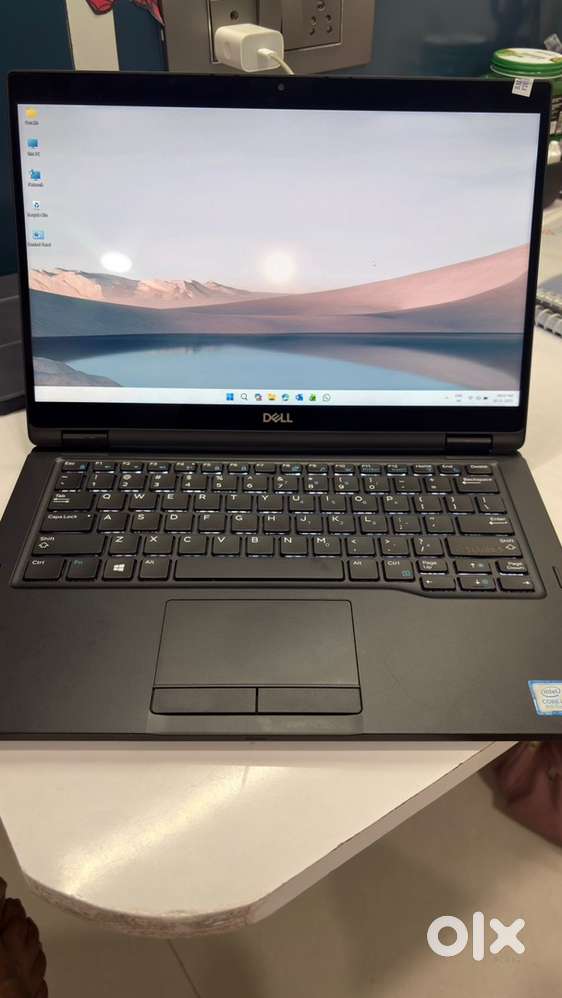 Dell Latitude Laptop 7390 2-in-1