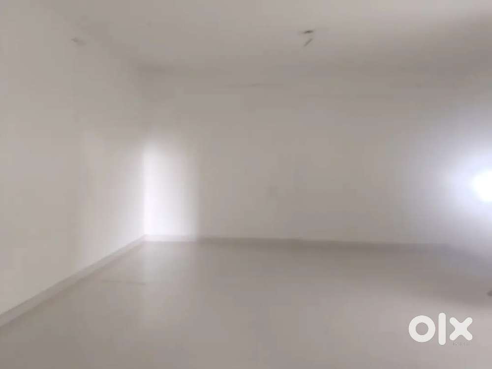 Spacious and well-located shop for rent at just ₹15,000/month