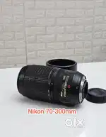 NIKON AF-S VR Zoom Nikkor 70-300mm f/4.5-5.6 IF-ED Telephoto Zoom Lens