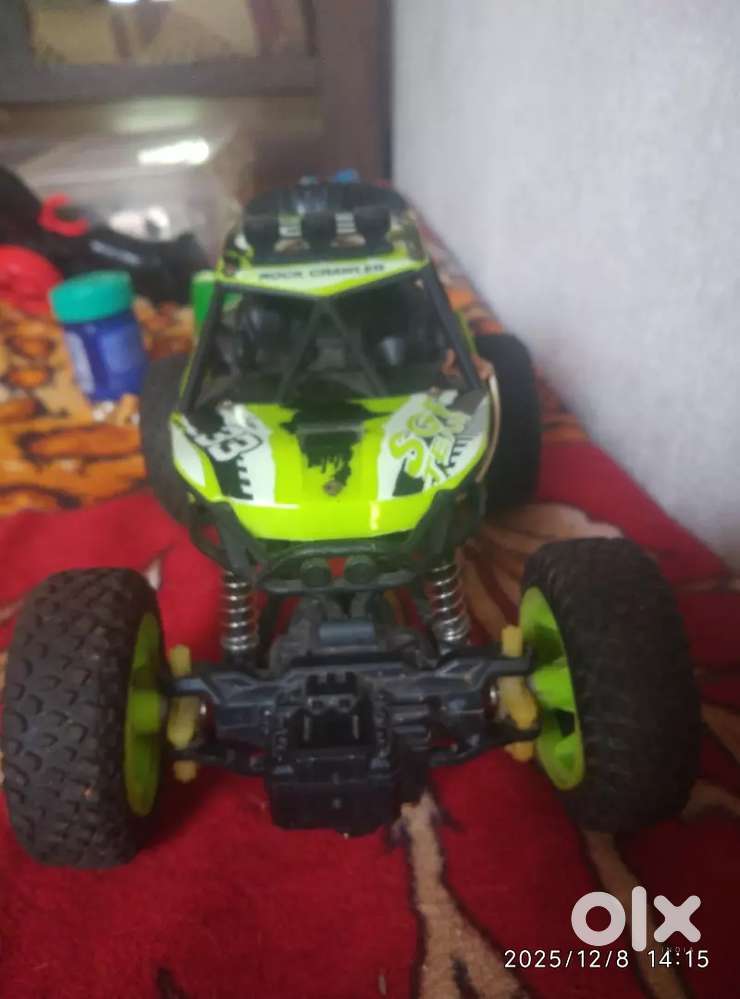 RC car green and black colour