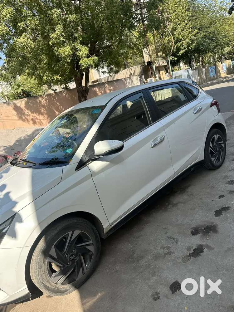 Hyundai i20 AT જુજ વાપરેલ Company Condition km.29935 only