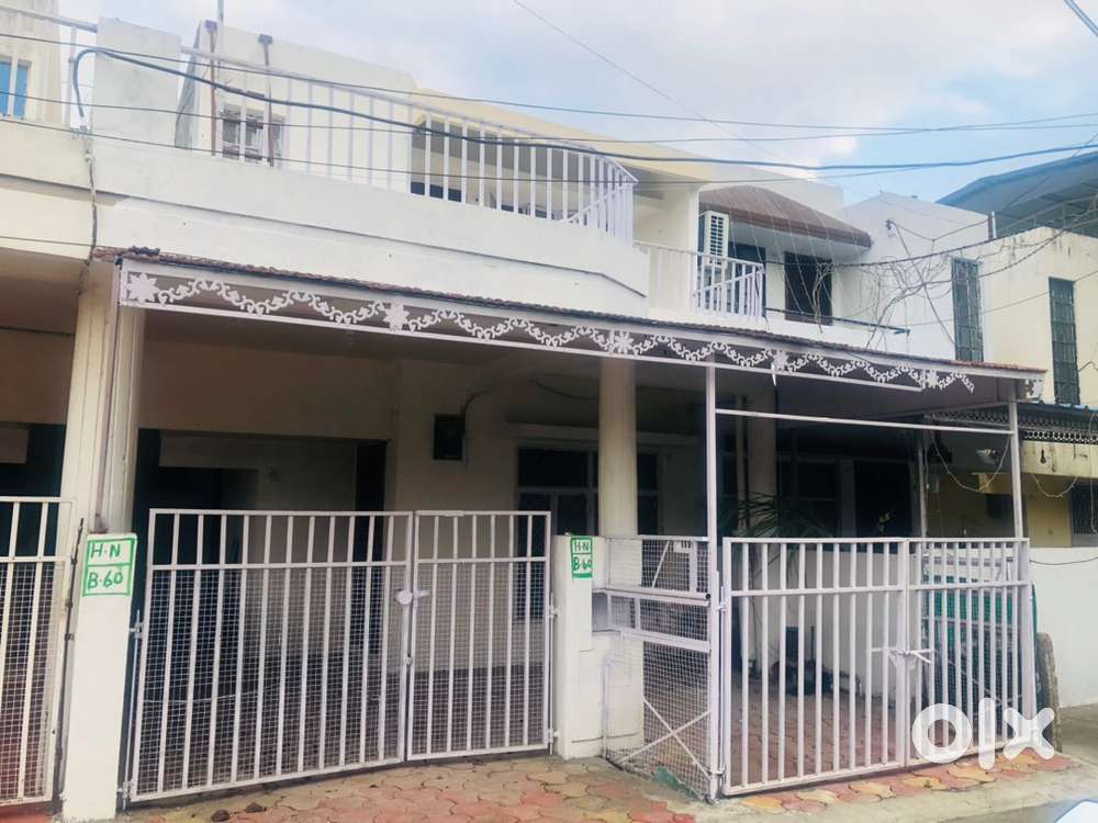 A 3bhk ready to move house