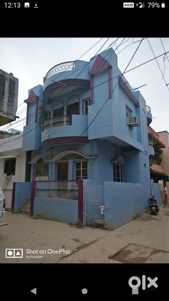Independent 4 BHK Bunglow near Marine Drive of Patna - semi furnished.
