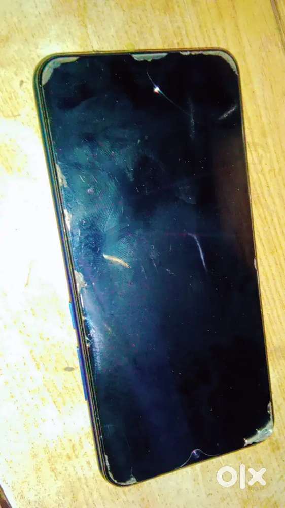 5 years use phone best condition and hang nahi hota or sab kuch best h