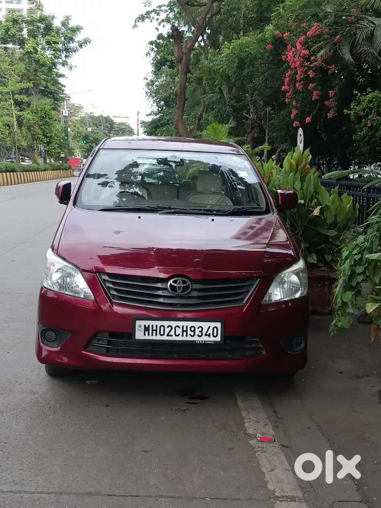 Toyota Innova Hycross 2012 Diesel 245000 Km Driven
