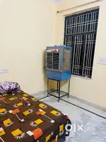 Fully furnished in 3 bhk pre occupied flat..