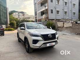 Toyota Fortuner 4X2 AT 2.8 Diesel, 2022, Diesel