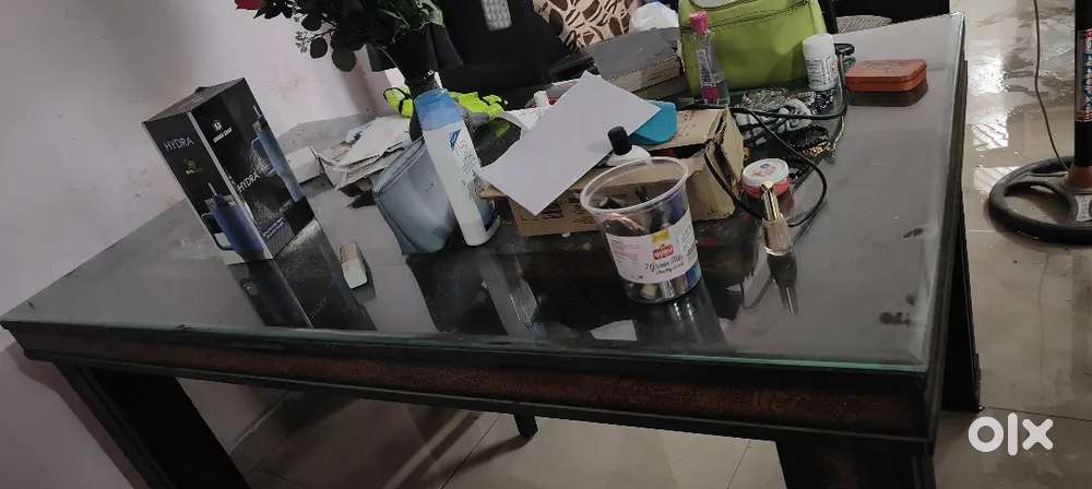 Sale dining table with chairs