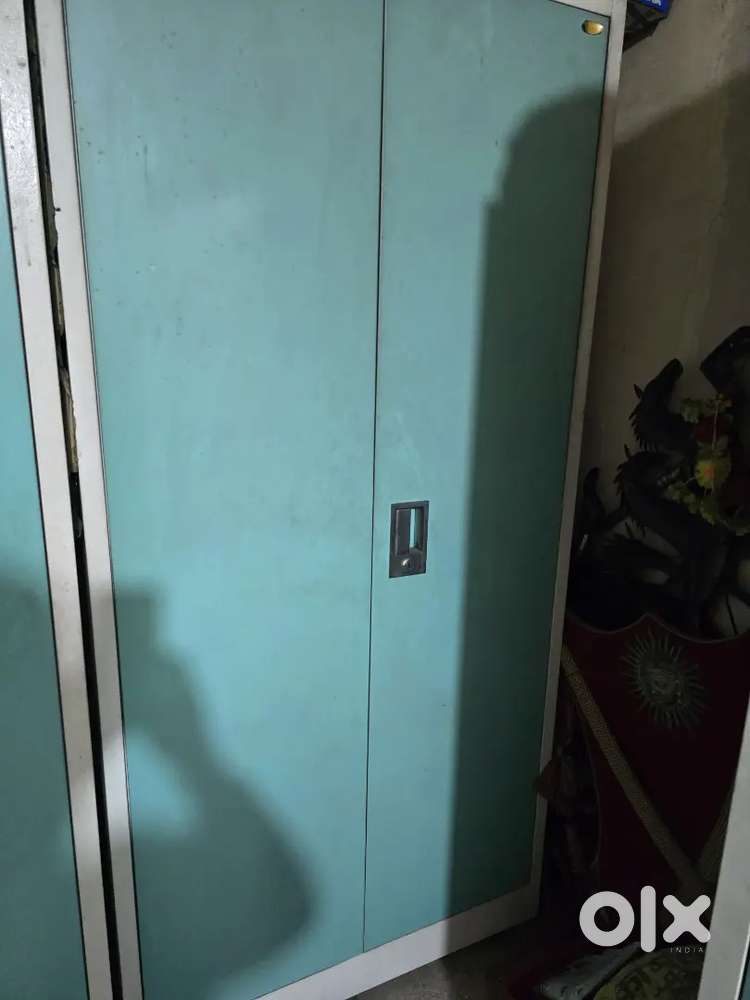 Brand new wardrobes and that too of good brand