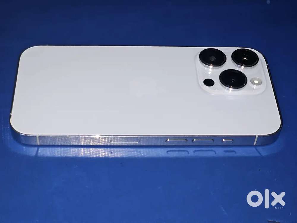Iphone 14 pro white color dual Esim model