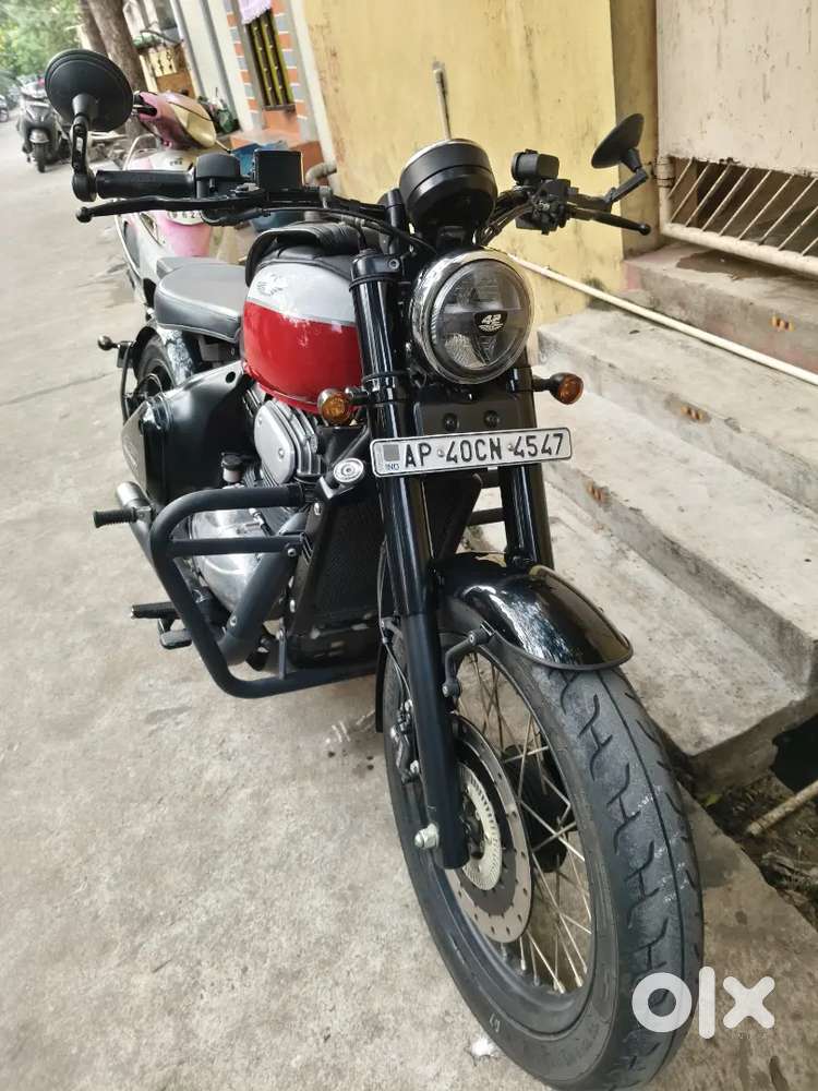 Full show room condition no single rupee repair