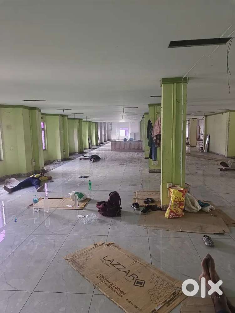 1ST floor 6000 sq.ft back end office,3 car parking,Padivattom,Vennala