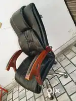 Office chair ₹15000