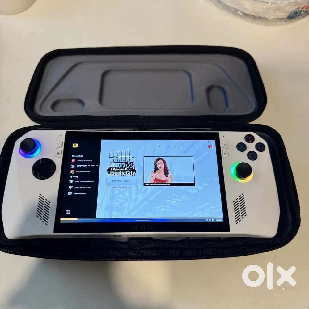 Asus ROG Ally Z1 Extreme 512GB w/ Case, Charger & Dock Hub – Excellent