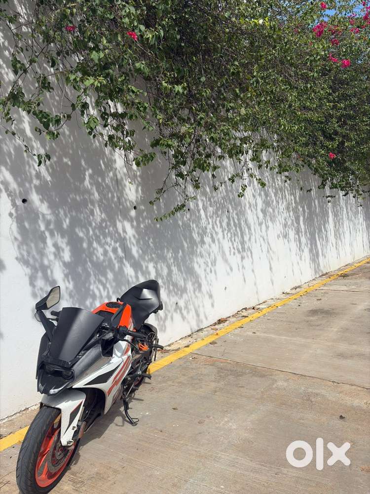 good condition & good looking KTM RC125