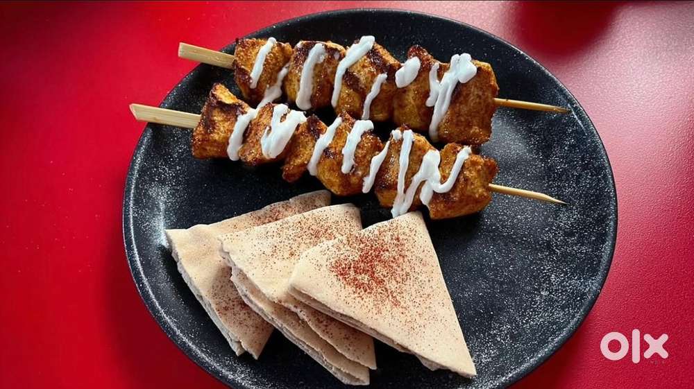 1st commi Lebanese chef needed for resturant