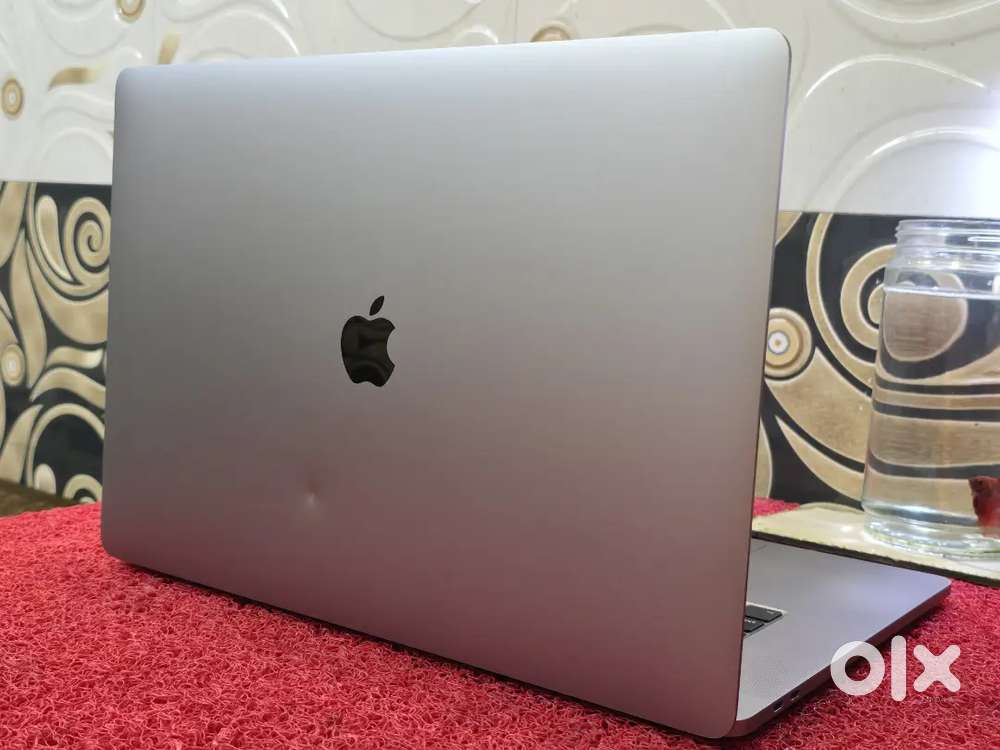 Apple Macbook Pro 2021 i9 16gb 1TB 5.5GB GFX  16inch Retina Touchbar