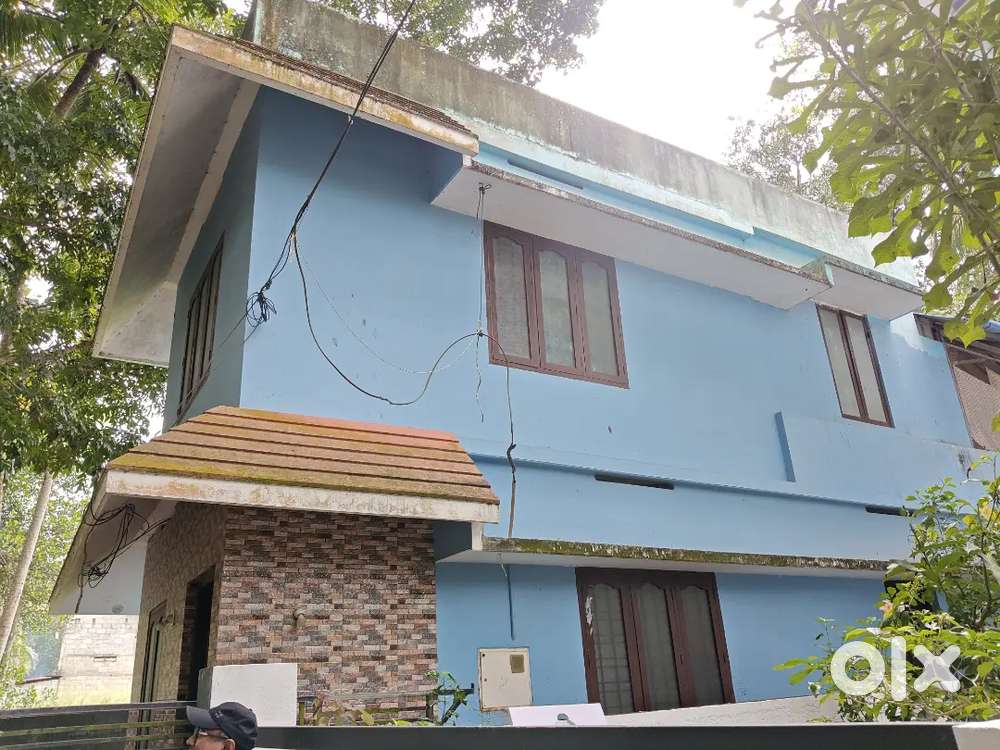 2.5 CENTS WITH 2 BHK ATTACHED HOUSE FOR SALE AT KERALADITHYAPURAM