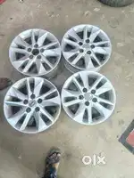 Innova crysta alloy wheels