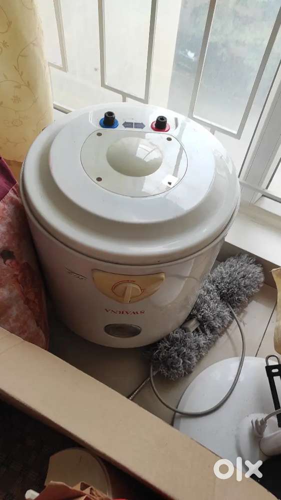 Storage electric water Geyser