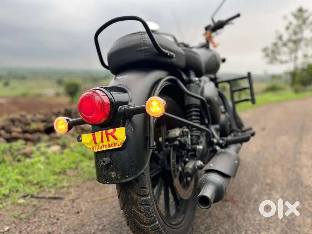 Royal enfield classic 350 black color new bike