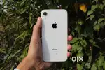 Iphone XR - ledis used phone proper mint condition