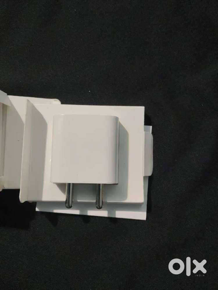Apple original adaptor