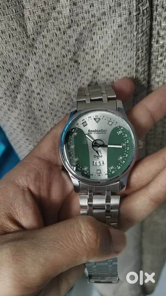 Emerald orbit Analog watch