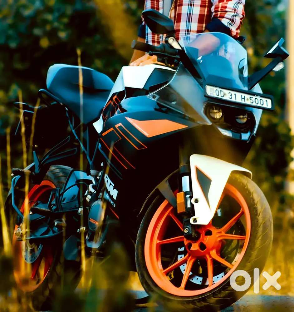 KTM RC 125 Mileage: 40-45km/lit