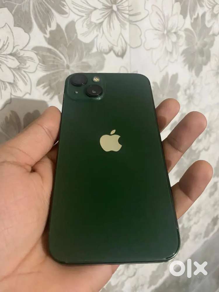 Apple i phone 13 refurbished model available with bill box warranty