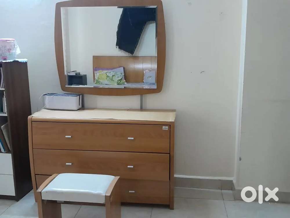 Godrej interio Dressing Table