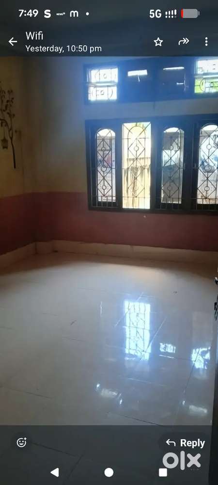Single Room with kitchen is available for rent.