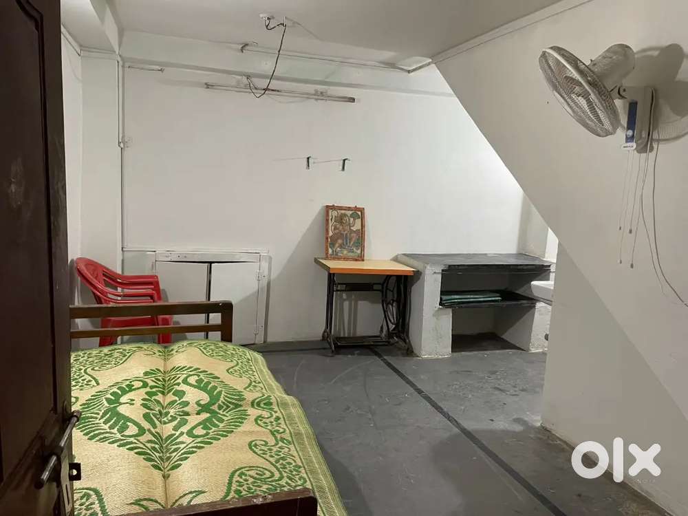 Single room for rent near koppikar Road hubli
