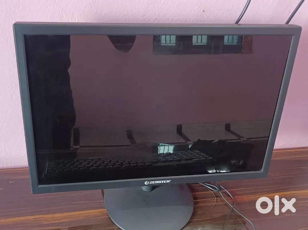 Complete Zebronics PC Set (4GB/128GB/i3)
