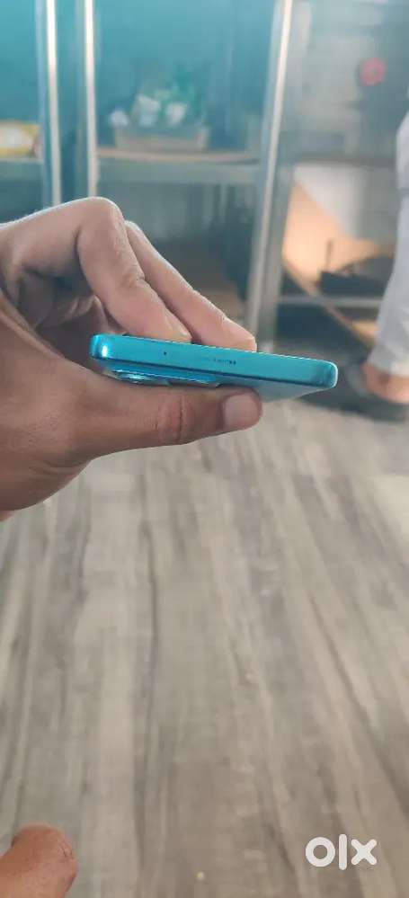 Edge 40neo