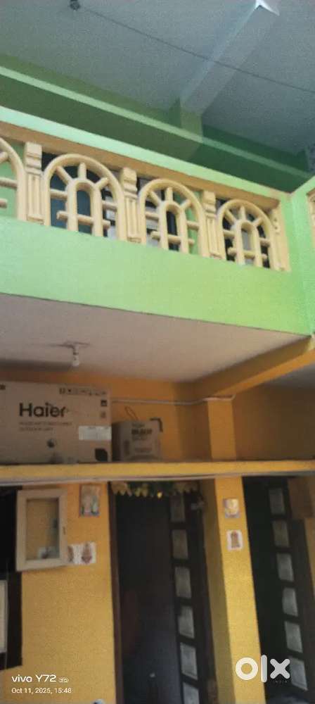 1 bhk 1bathroom (outside individual)