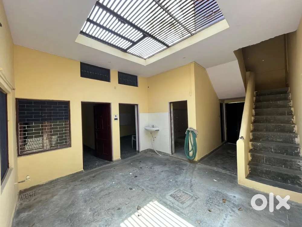 WALKING DISTANCE FROM.Sooth mill BUS STAND