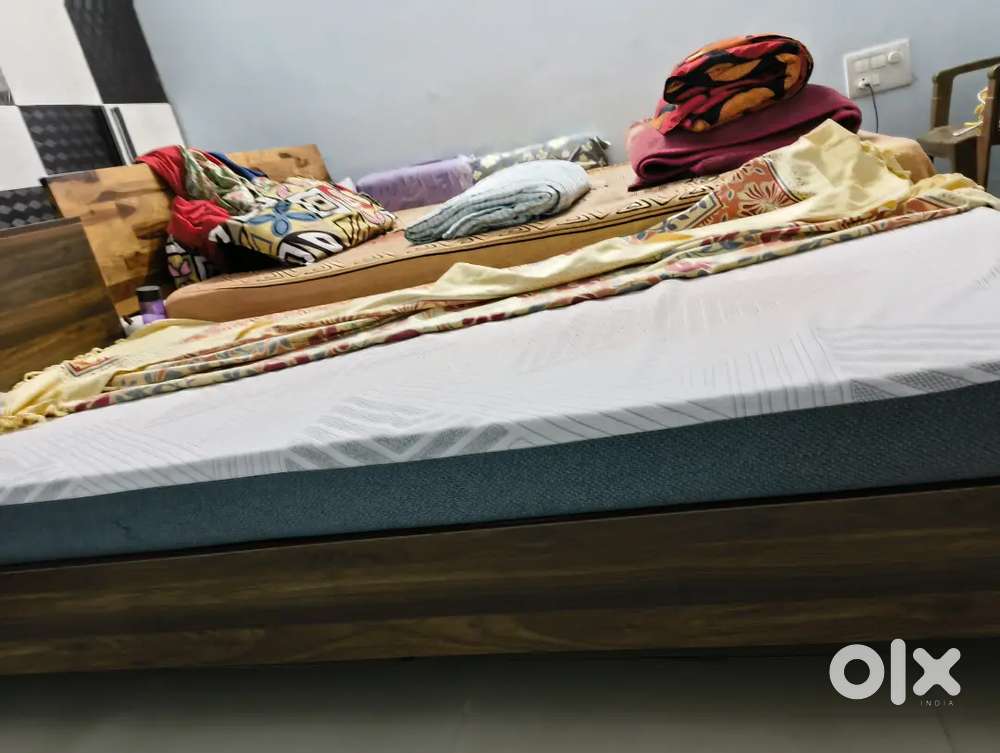 Single Size Bed and Mattress in mint condition