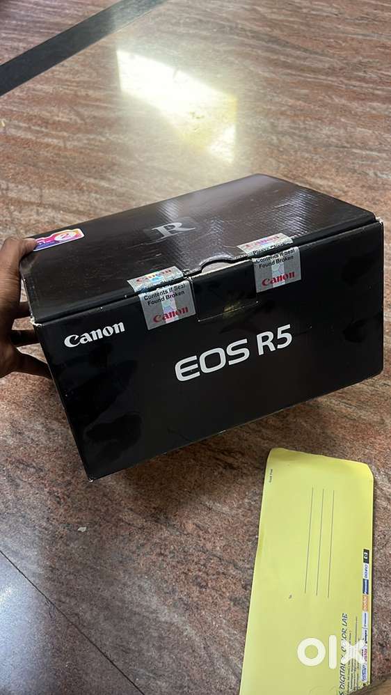 Canon EOS R5