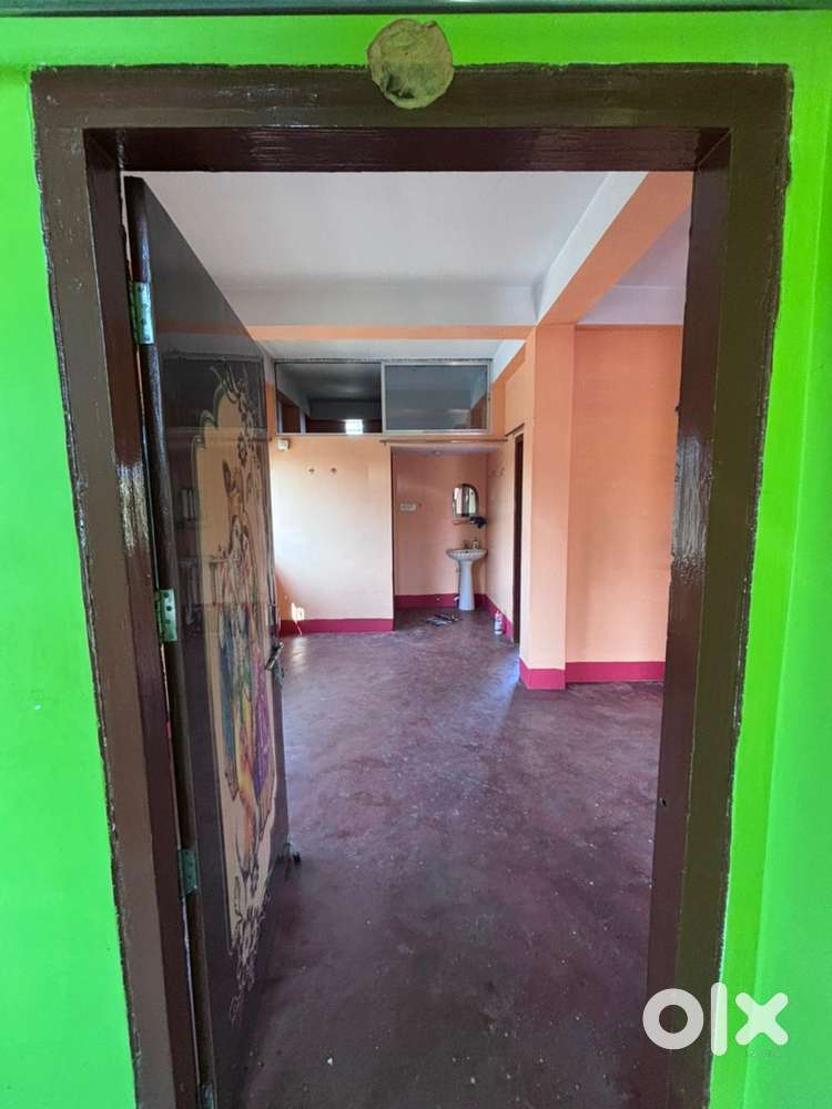 Proper 2 bhk for family and even bachelors can share