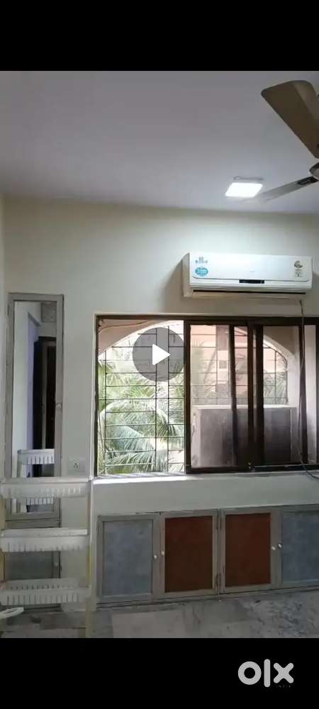 1 BHK Semi Furnished Flat available for Rent in Saket Complex Majiwade