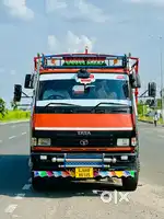 TATA LPT 1816 12 TON

22 FOOT
