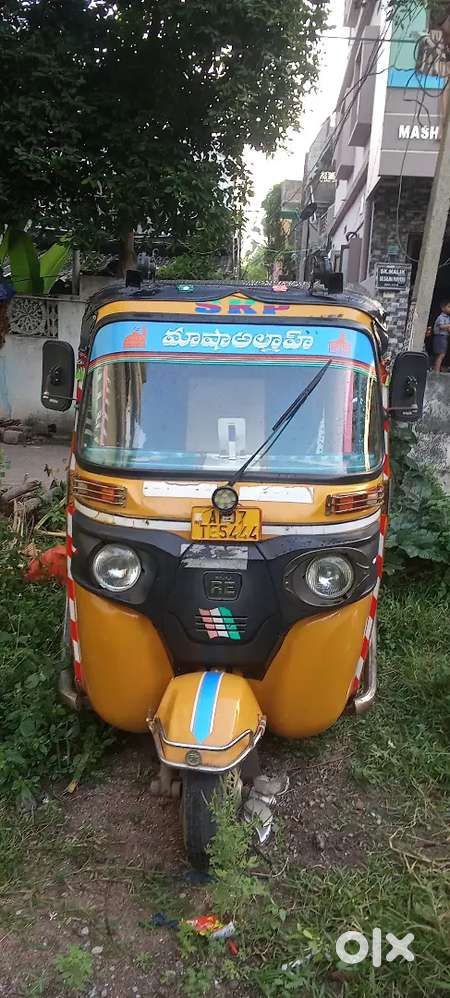 Bajaj RE Auto Rickshaw