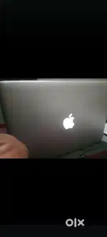 MacBook Pro 4gb ram storage 500gb hai