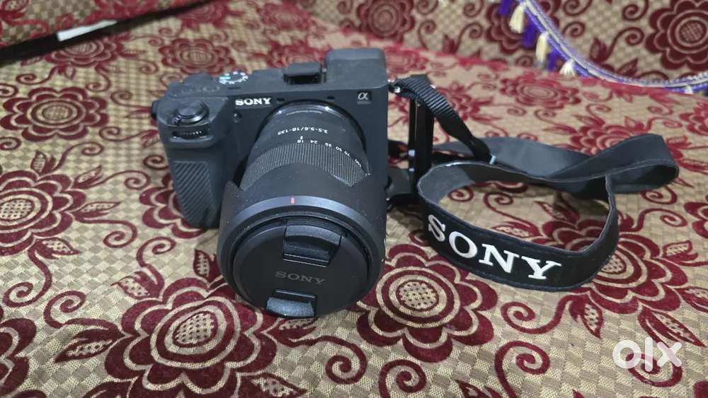 Sony a6700 with 18-135 Lense