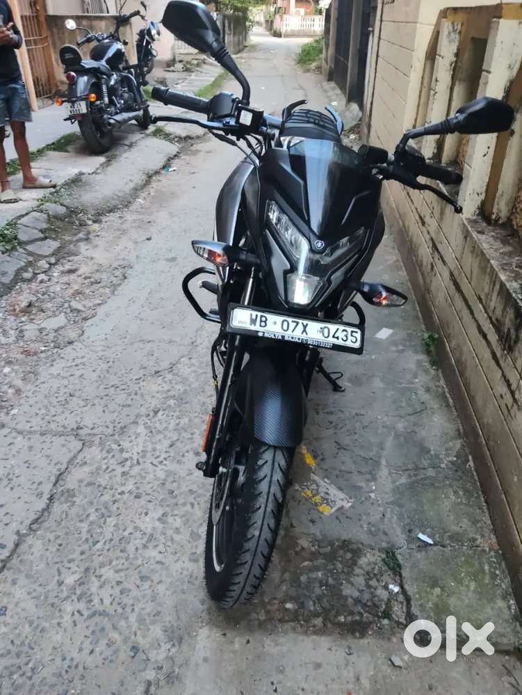 New condition only 1800 km driven