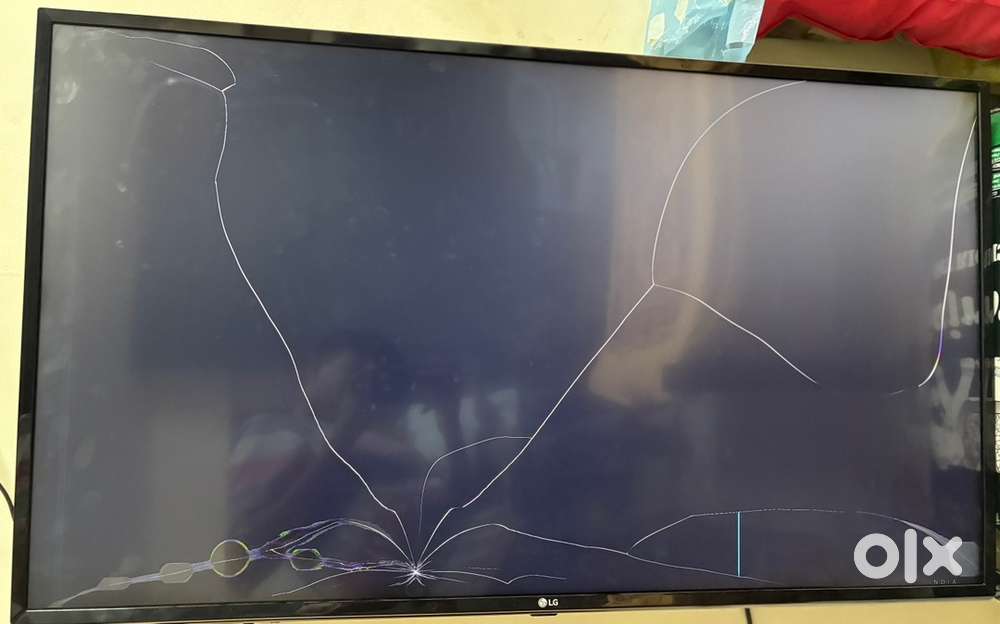 LG 43” 4K LED TV (internal Screen is not working)