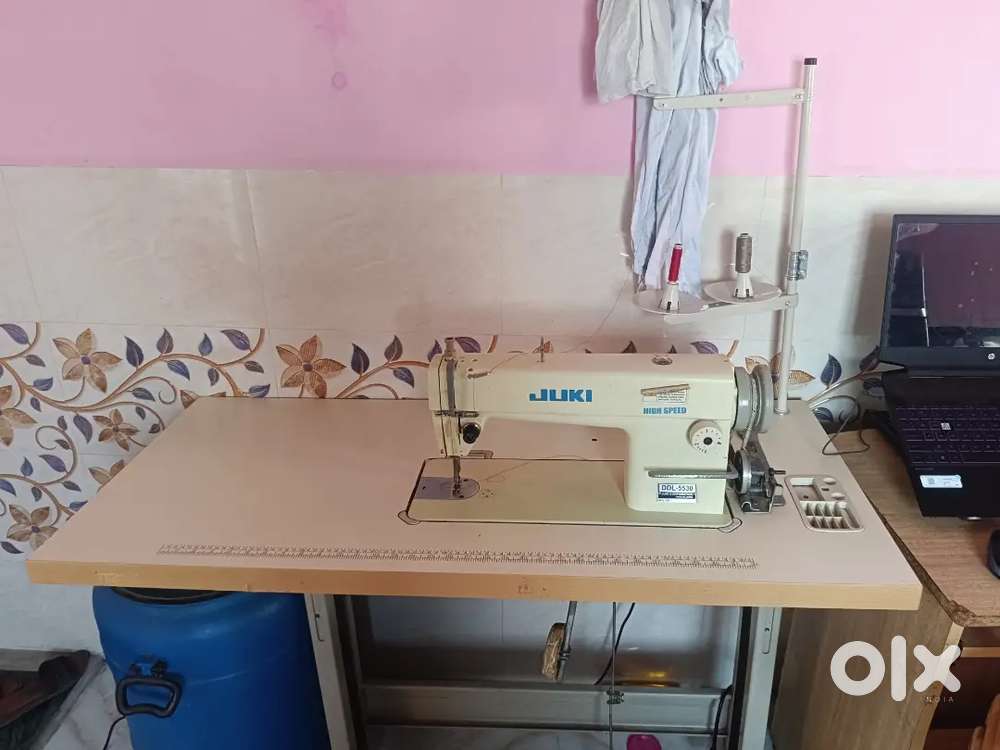 Juki DDL-5530 made in japan original 1 year used