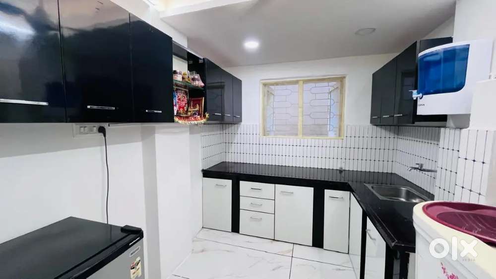 Female Flatmate for 1 room in 3BHK Flat