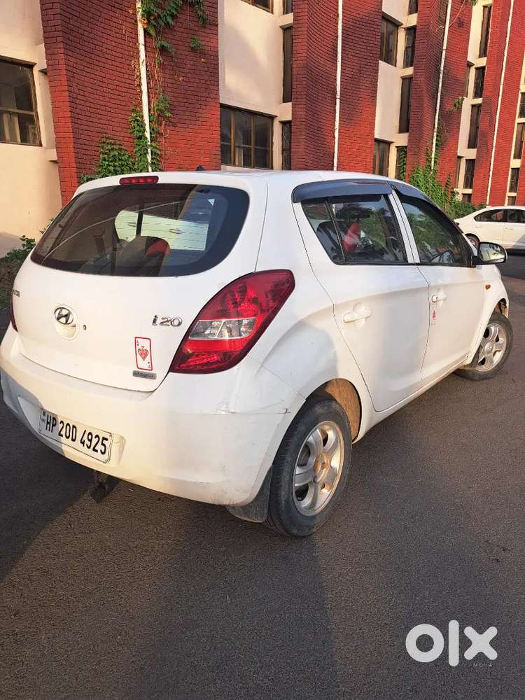 Hyundai i20 2011 Petrol 110000 Km Driven